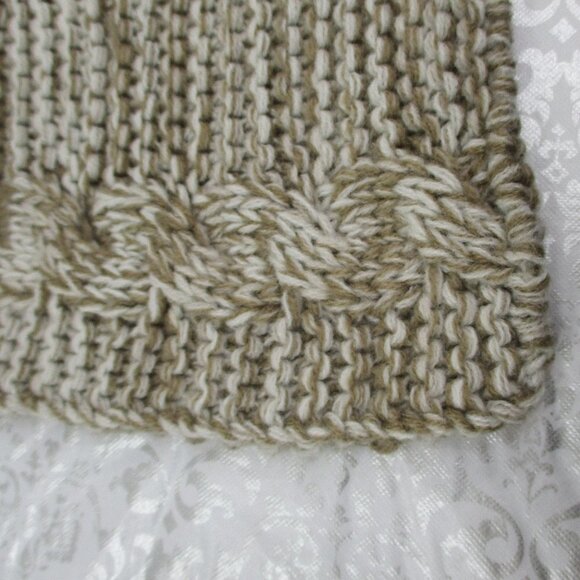 NOELLE Enterprises Knit Scarf - Picture 3 of 10